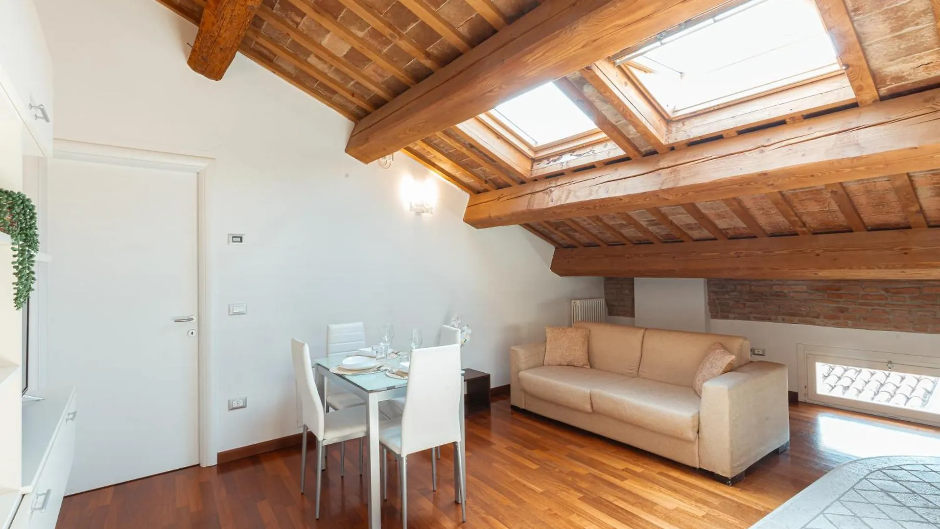 Mansarda Vespucci - Parcheggio Auto Appartement Ferrara 0*,
