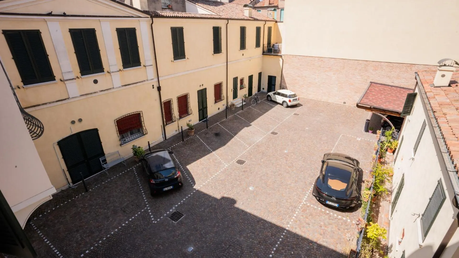 Mansarda Vespucci - Parcheggio Auto Appartement Ferrara